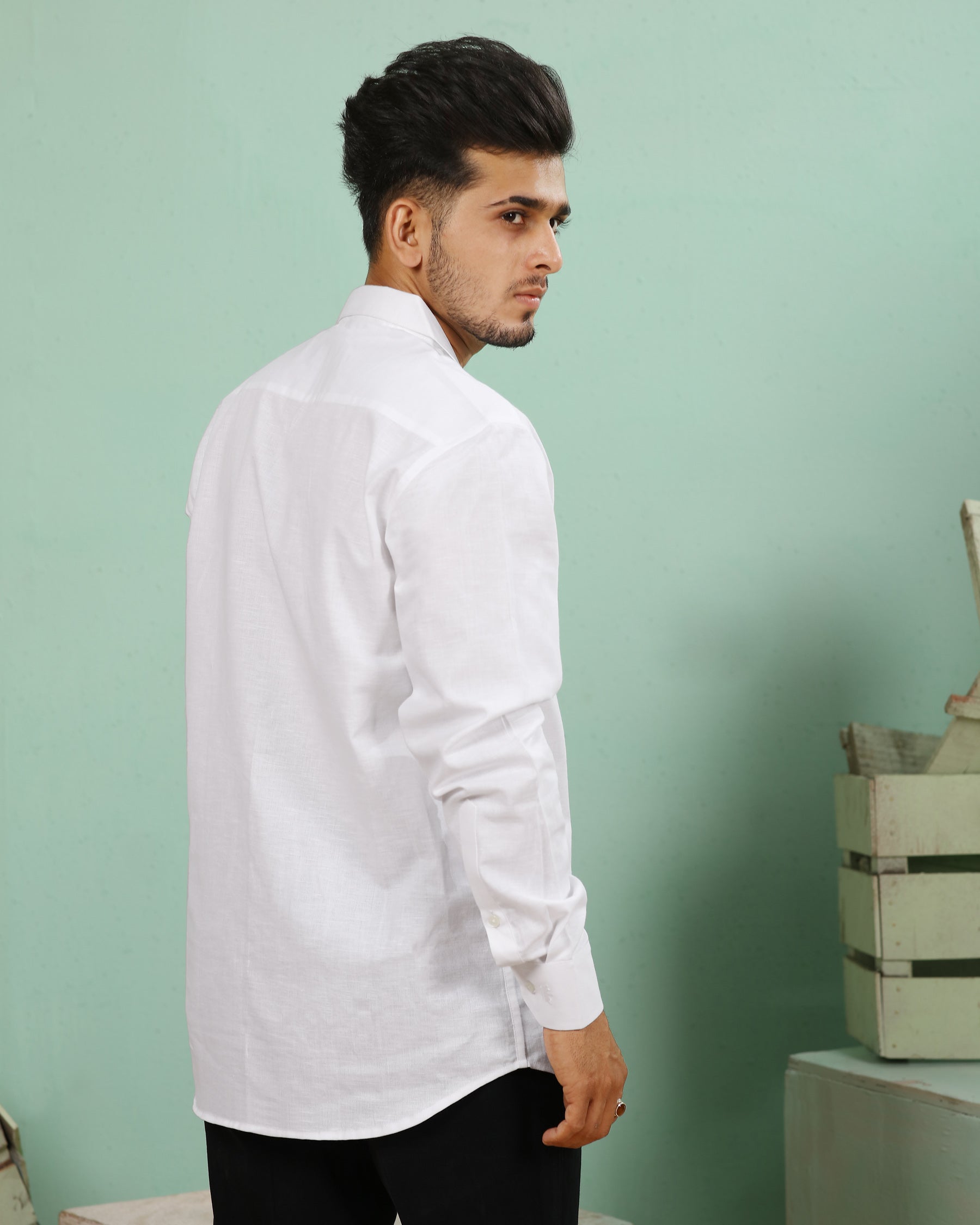 Bright White Cuban Collar Luxurious Linen Shirt 2674CC-38, 2674CC-H-38, 2674CC-39, 2674CC-H-39, 2674CC-40, 2674CC-H-40, 2674CC-42, 2674CC-H-42, 2674CC-44, 2674CC-H-44, 2674CC-46, 2674CC-H-46, 2674CC-48, 2674CC-H-48, 2674CC-50, 2674CC-H-50, 2674CC-52, 2674CC-H-52