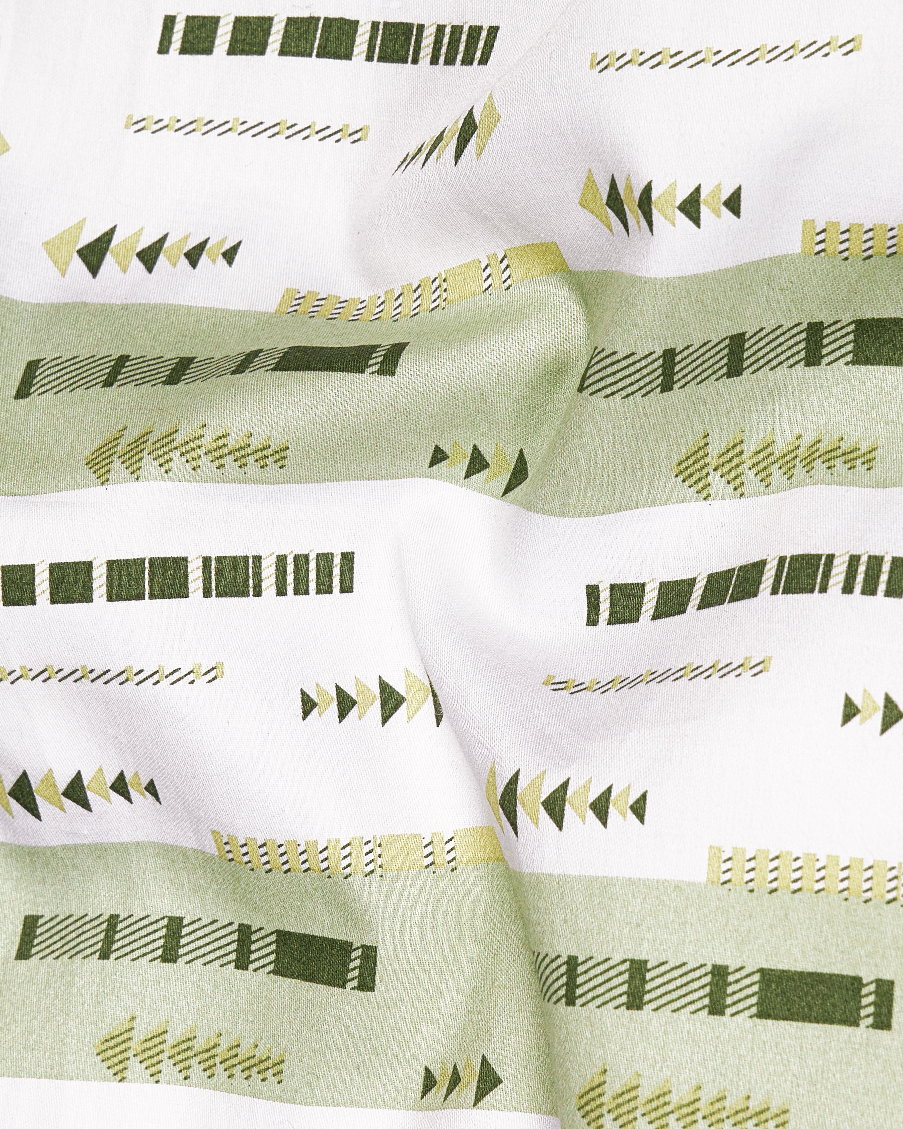 Bright White and Pixie Green Printed Super Soft Premium Cotton Shirt 9112-CA-GR-38,9112-CA-GR-H-38,9112-CA-GR-39,9112-CA-GR-H-39,9112-CA-GR-40,9112-CA-GR-H-40,9112-CA-GR-42,9112-CA-GR-H-42,9112-CA-GR-44,9112-CA-GR-H-44,9112-CA-GR-46,9112-CA-GR-H-46,9112-CA-GR-48,9112-CA-GR-H-48,9112-CA-GR-50,9112-CA-GR-H-50,9112-CA-GR-52,9112-CA-GR-H-52