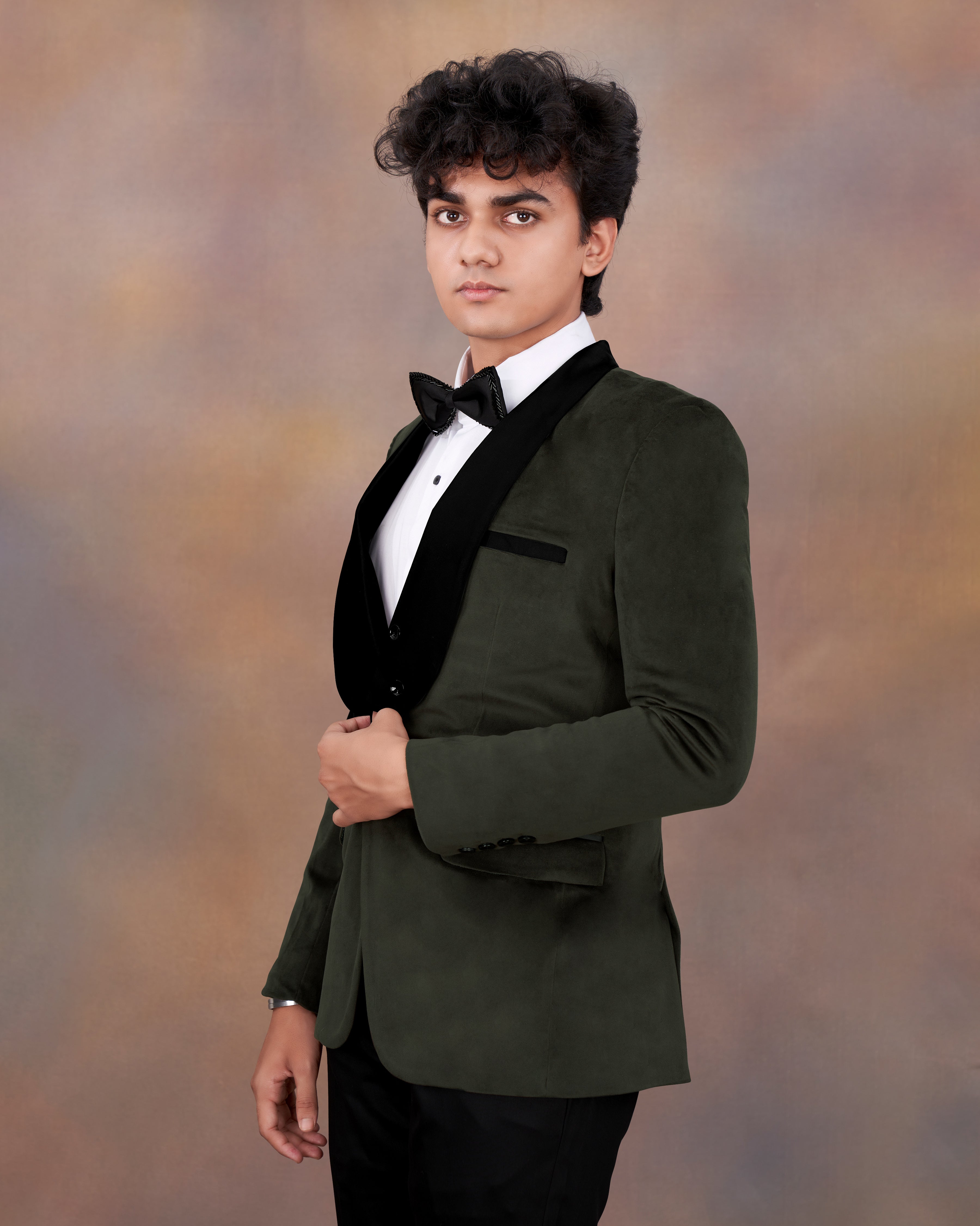 Zeus Green Velvet Designer Tuxedo Blazer BL2335-BKL-D2091-36, BL2335-BKL-D2091-38, BL2335-BKL-D2091-40, BL2335-BKL-D2091-42, BL2335-BKL-D2091-44, BL2335-BKL-D2091-46, BL2335-BKL-D2091-48, BL2335-BKL-D2091-50, BL2335-BKL-D2091-52, BL2335-BKL-D2091-54, BL2335-BKL-D2091-56, BL2335-BKL-D2091-58, BL2335-BKL-D2091-60