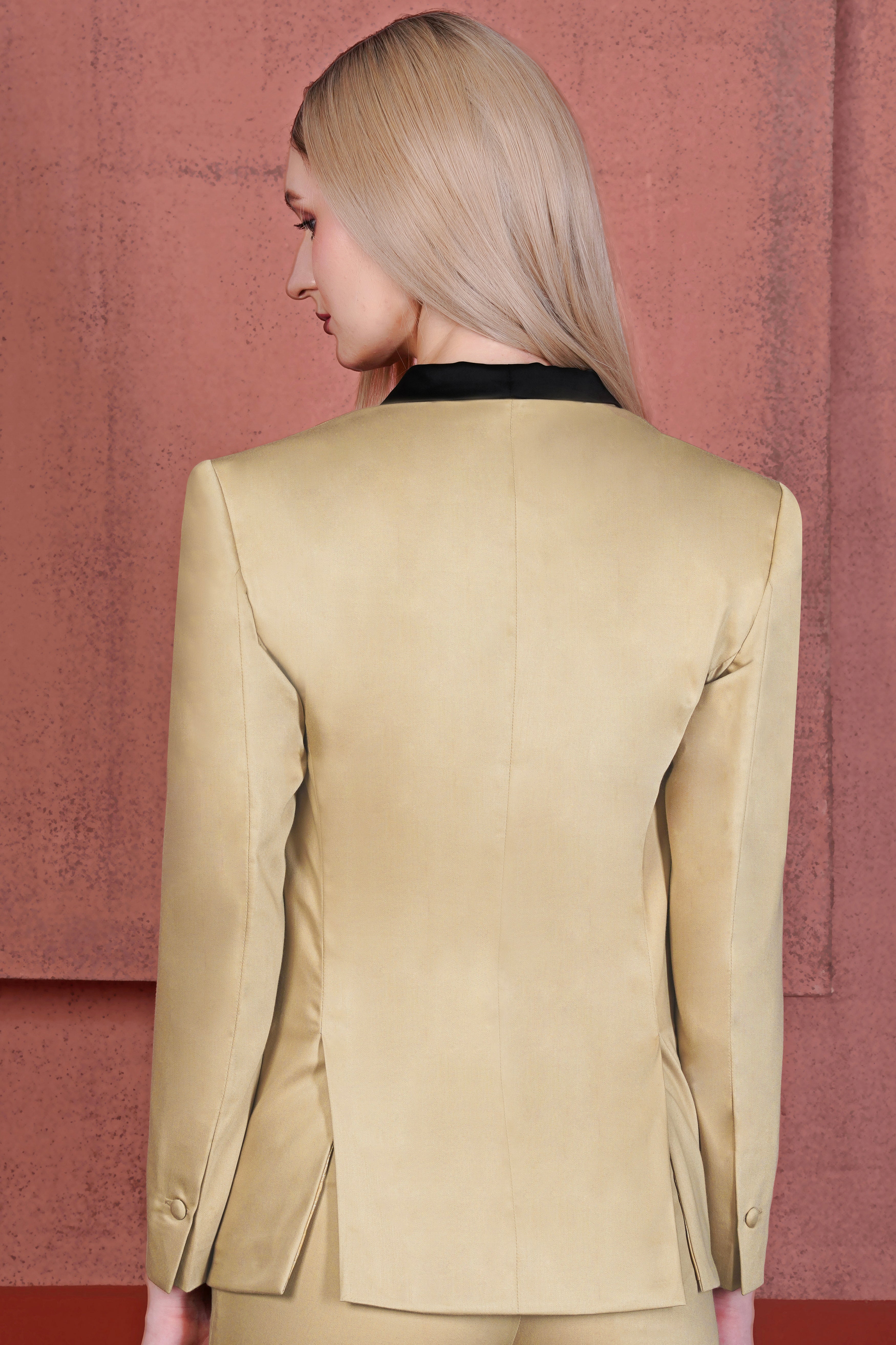 Hazelnut Cream Subtle Sheen with Black Lapel Single Breasted Women's Blazer